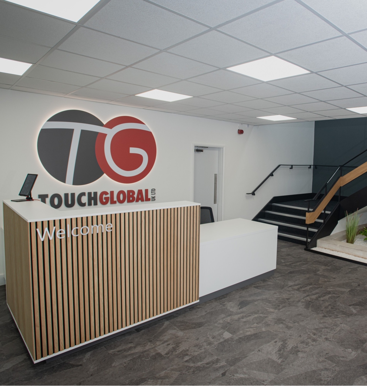 Touch Global Reception and Office Design and Refurbishment - APPS Showcase